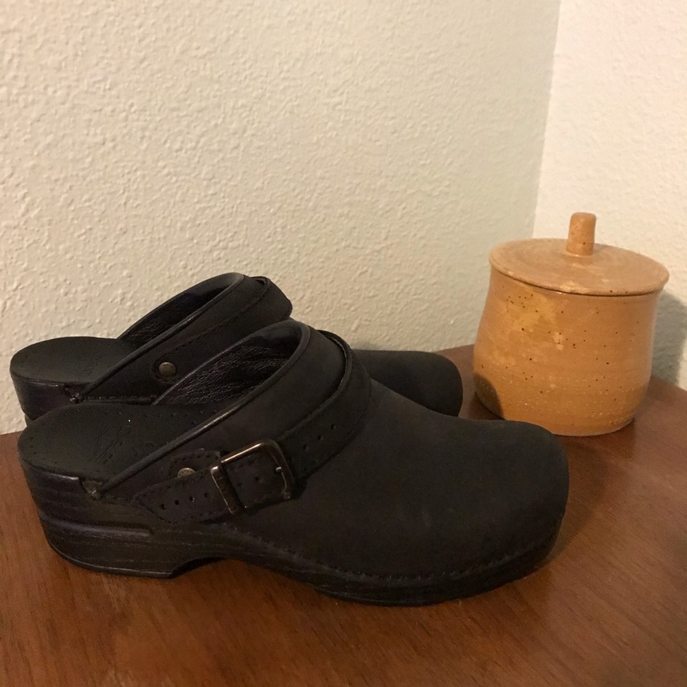 Dansko Ingrid Clogs 38 black NEW